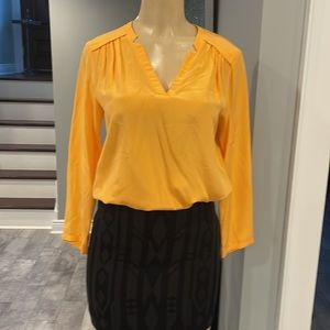 Amanda Uprichard 💯 silk yellow blouse P